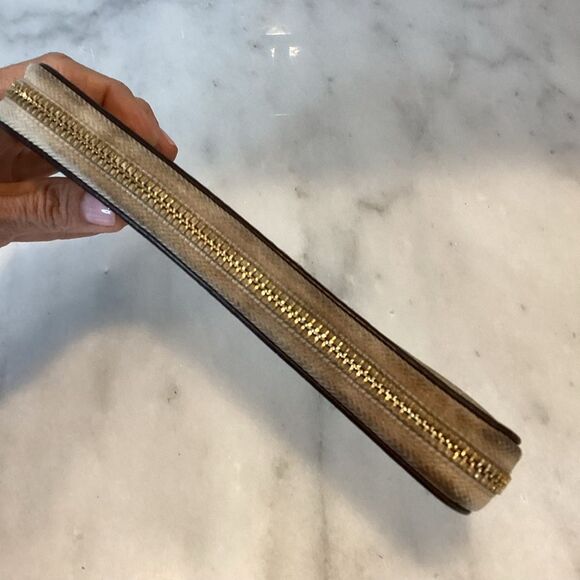 Coach Signature Continental Leather Full Zip Wallet - Picture 8 of 16